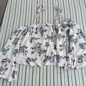 Womans XS American Eagle Outfitters Cream Tie Front Ruffled Camisole